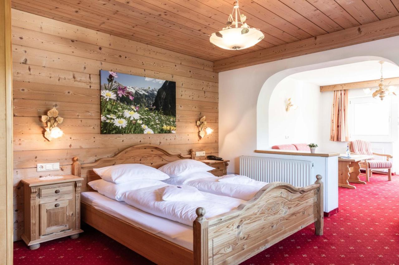 Hotel Rotlechhof Berwang Extérieur photo