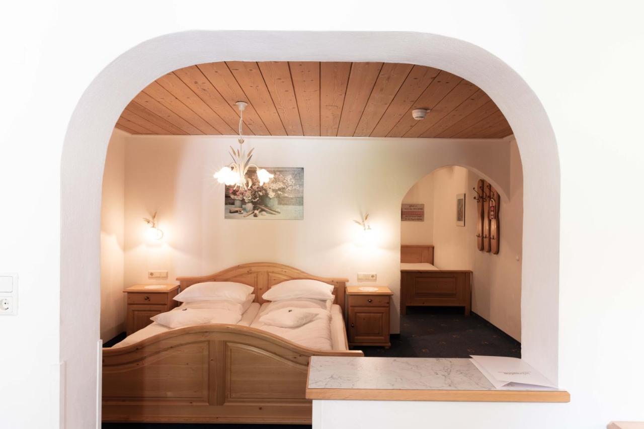 Hotel Rotlechhof Berwang Extérieur photo
